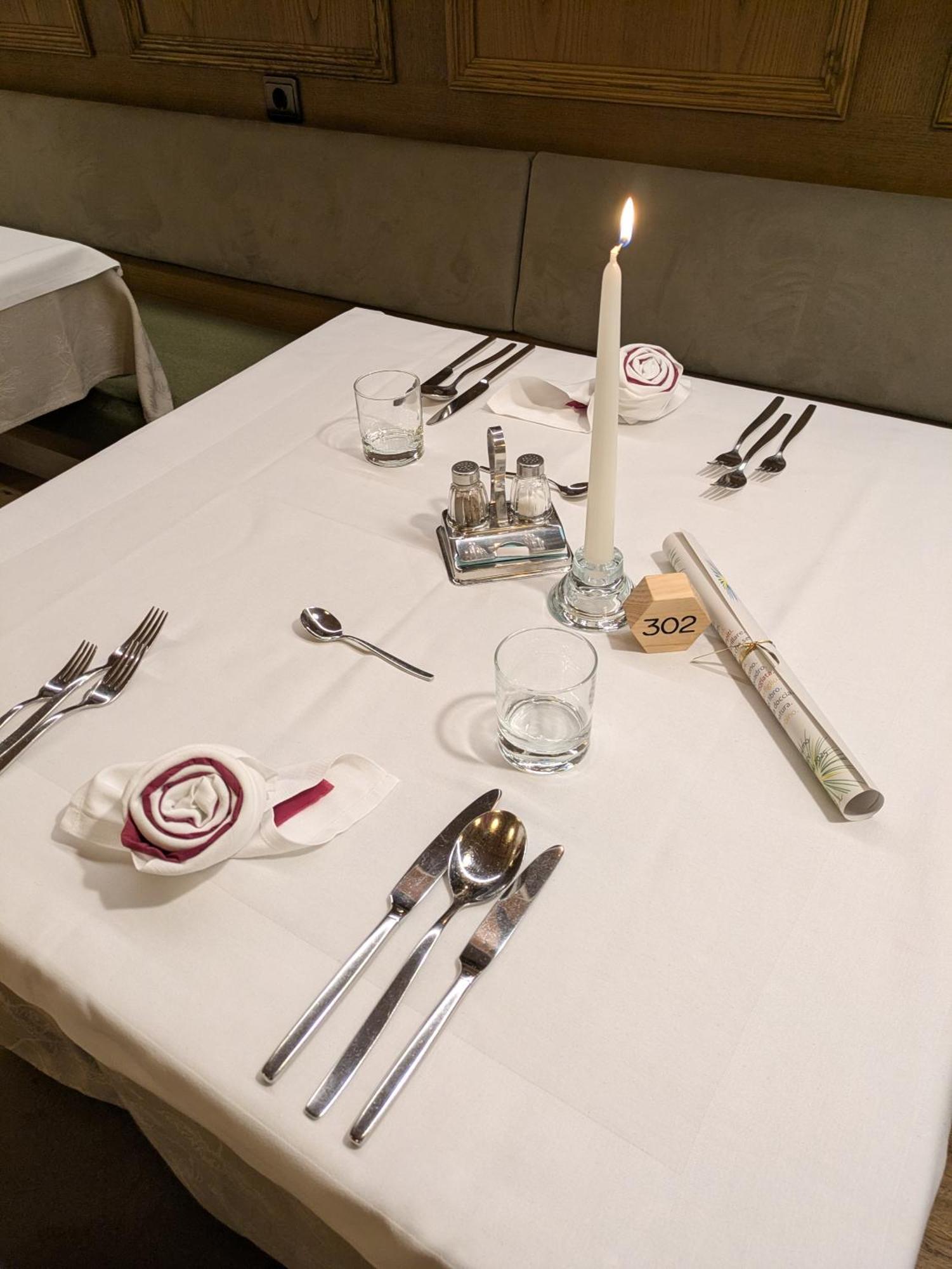 Hotel Alpenblick Sarentino エクステリア 写真