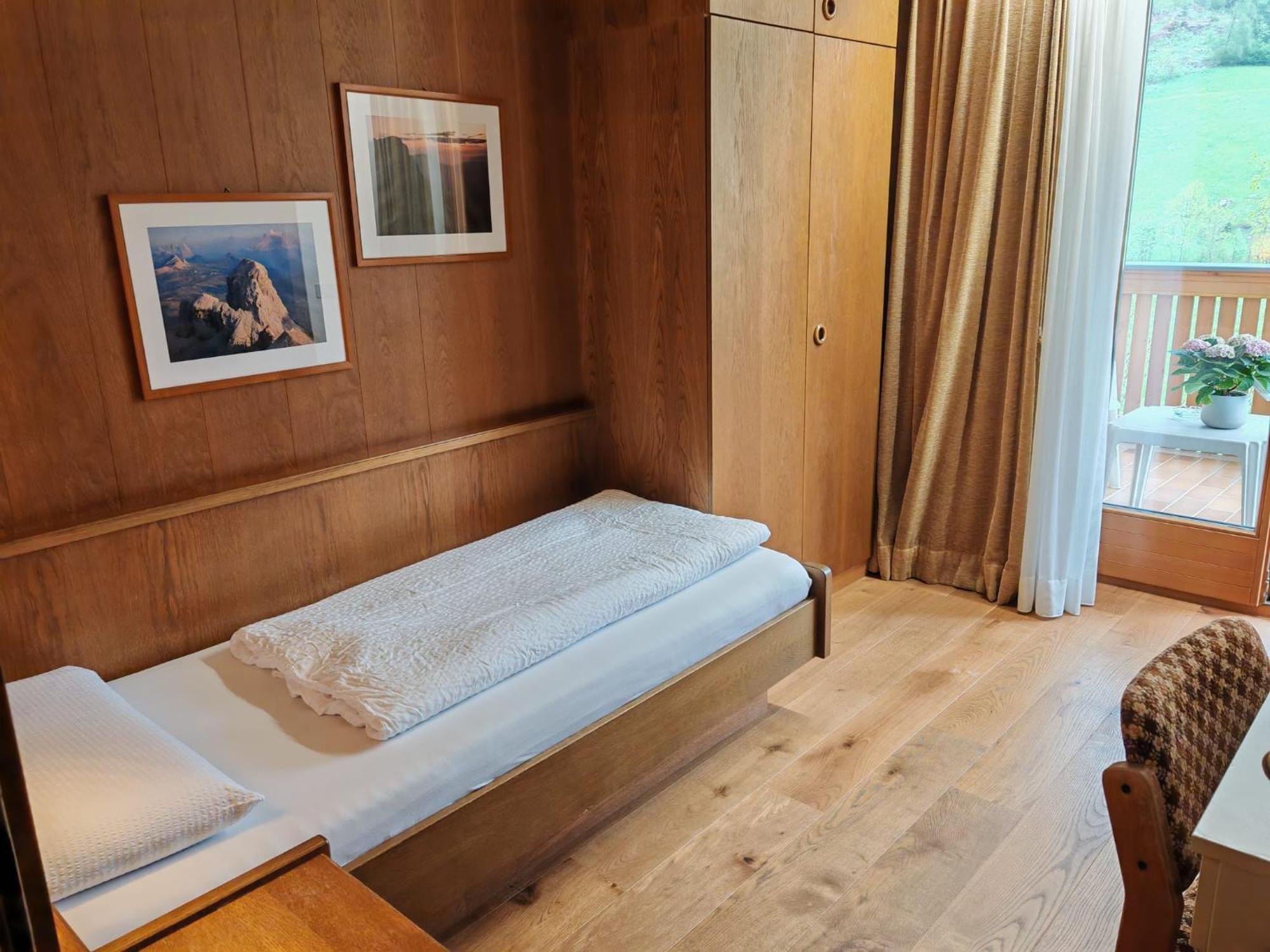 Hotel Alpenblick Sarentino エクステリア 写真