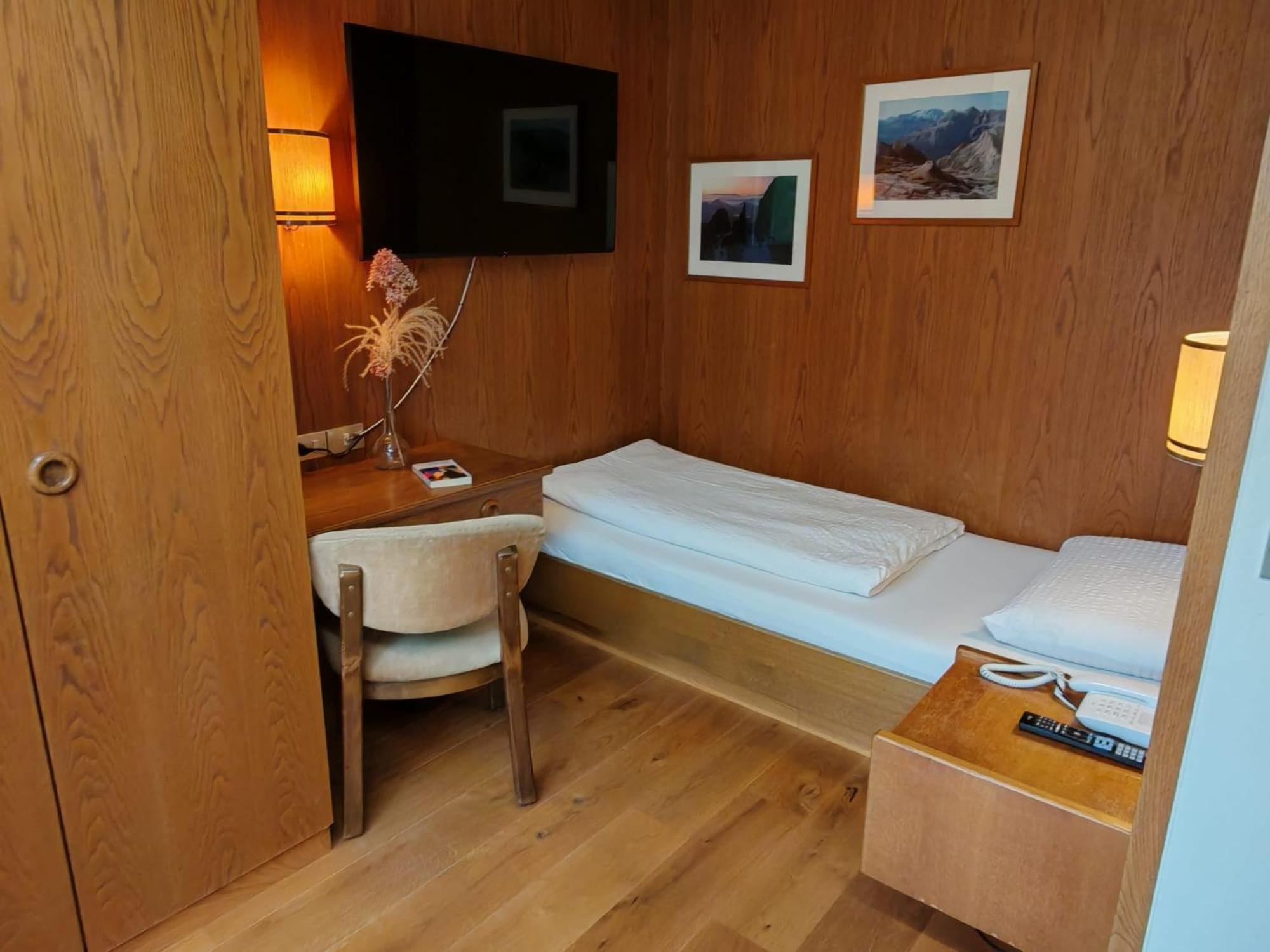 Hotel Alpenblick Sarentino エクステリア 写真